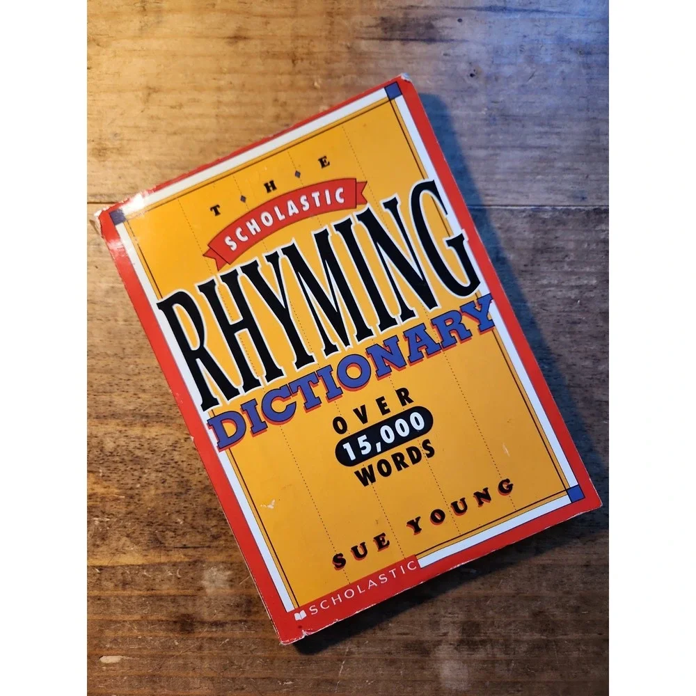Scholastic Rhyming Dictionary: Over 15,000 - Paperback, by Young Sue - Very Good